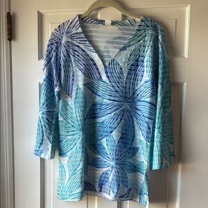 BEFORE + AGAIN TROPICAL FLORAL BLUE AQUA BANDED BELL SLEEVE TOP SIZE MEDIUM